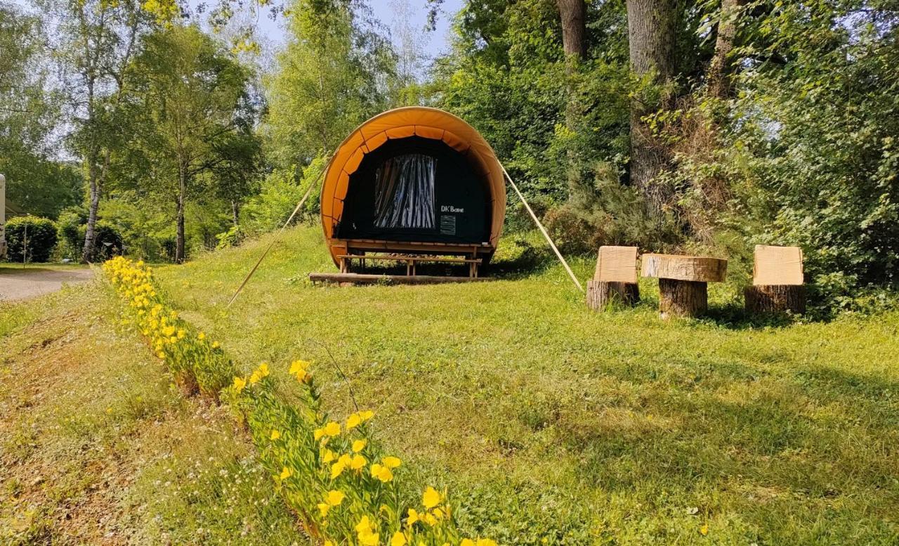 Camping 3 Etoiles - Piscine Chauffee - Vue Montagne แซ็ง-จิฮองส์ ภายนอก รูปภาพ