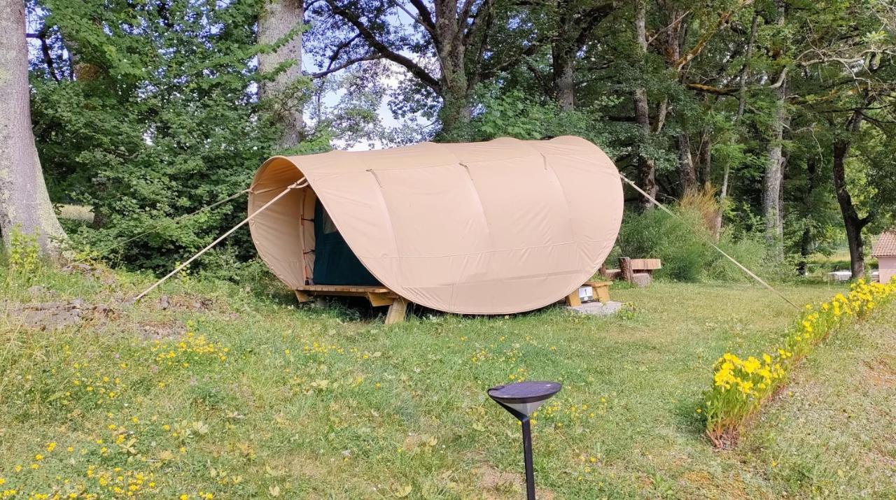 Camping 3 Etoiles - Piscine Chauffee - Vue Montagne แซ็ง-จิฮองส์ ภายนอก รูปภาพ