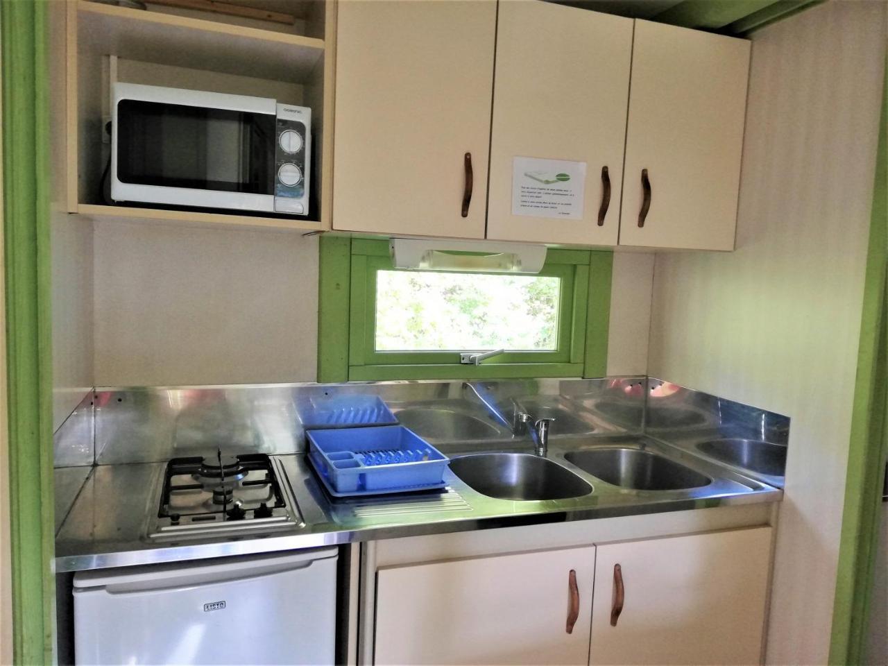 Camping 3 Etoiles - Piscine Chauffee - Vue Montagne แซ็ง-จิฮองส์ ภายนอก รูปภาพ